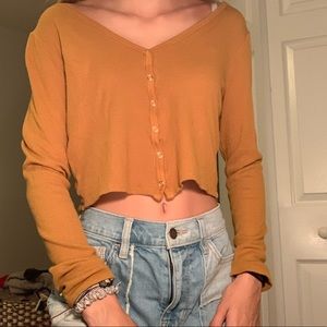 mustard yellow crop top!!